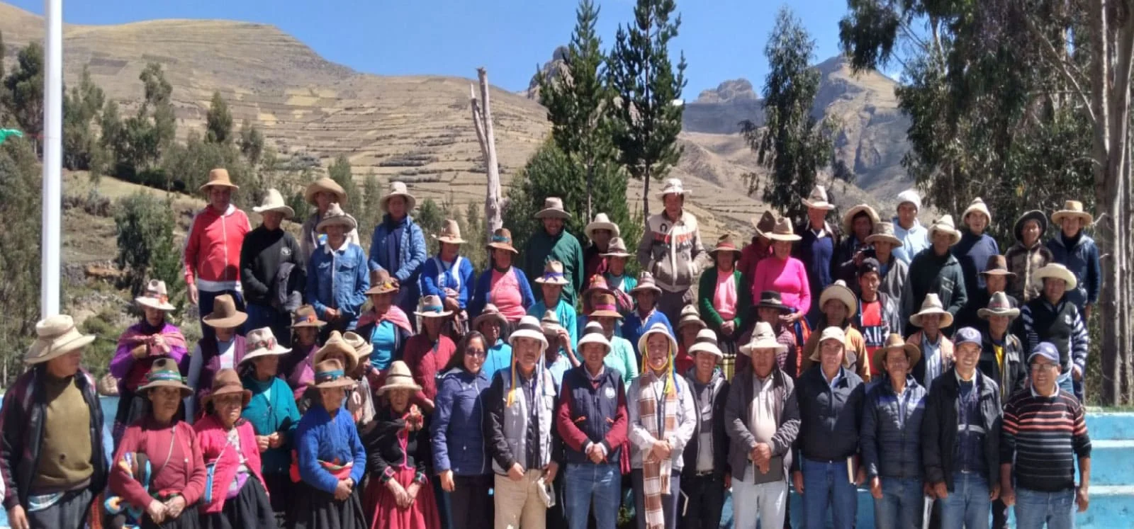APRODE PERÚ coordina con comunidades de Cotabambas - Apurimac, la propuesta técnica y viable del proyecto de Construcción e Implementación de Centros de Salud Comunitarios