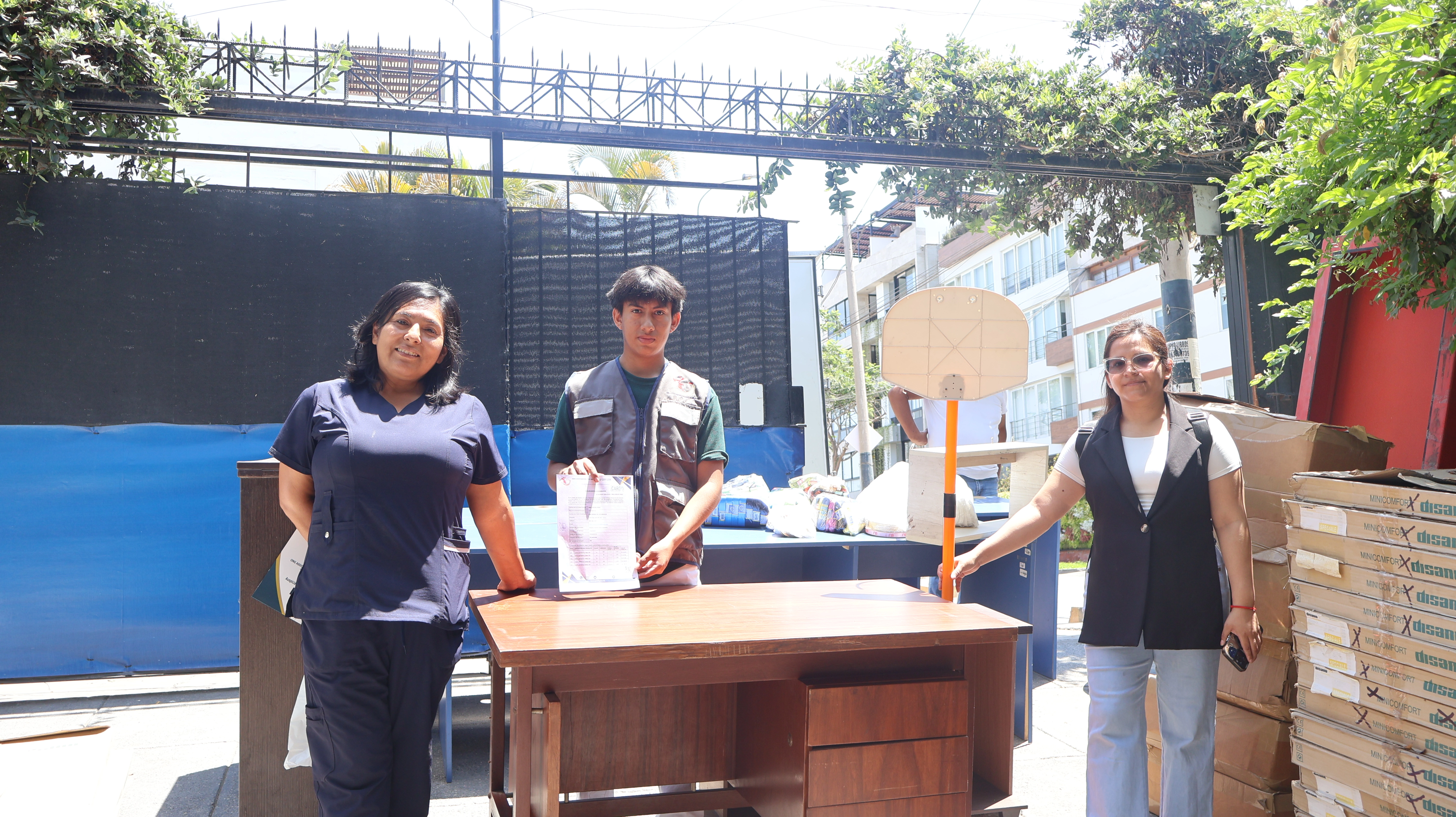 APRODE PERÚ REALIZA DONACIÓN DE CINTAS, MOBILIARIO Y MATERIAL DE ILUMINARIA EN BENEFICIO DE LOS PROYECTOS SOCIALES DE LA ONG MARÍA DE LOS ANGELES.