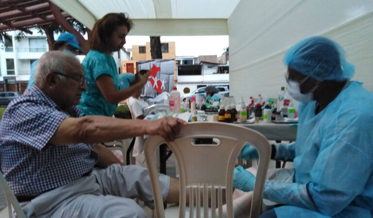 Labores de voluntariado en salud